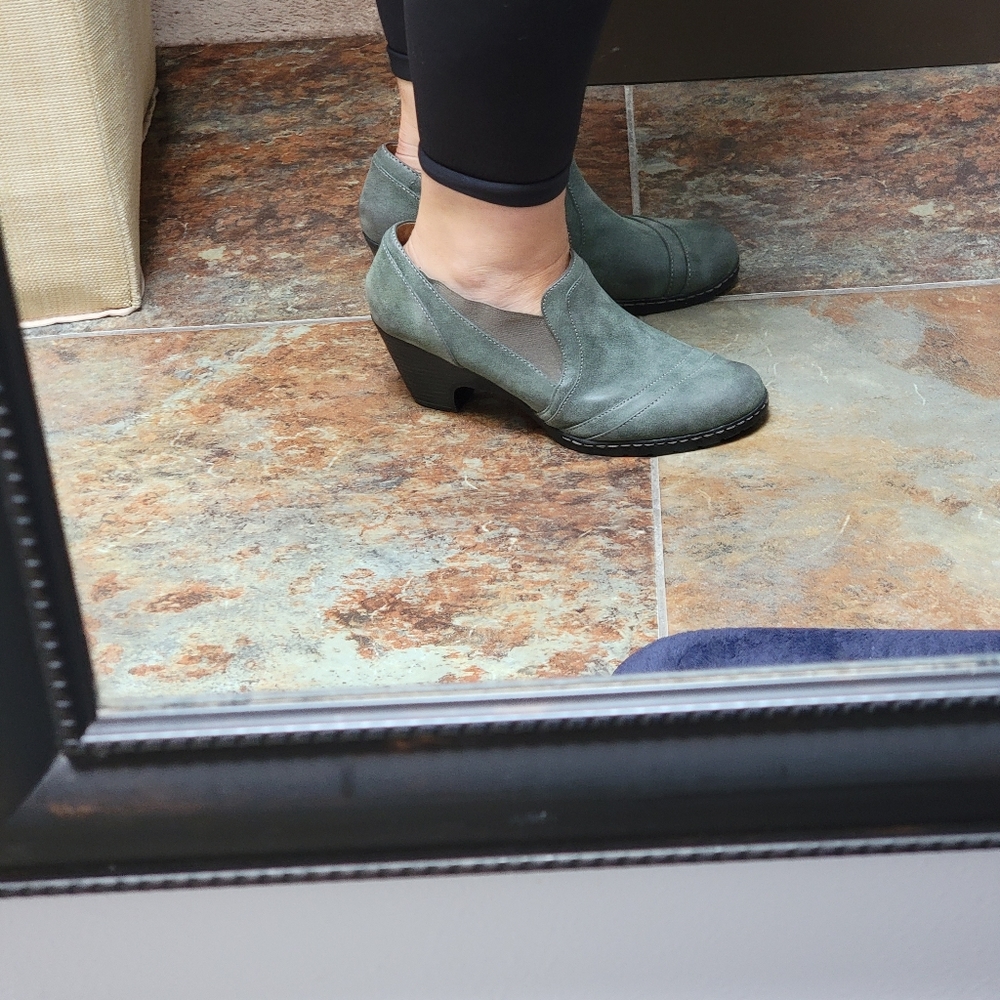 Distressed Grey booties - Picture 13 of 13